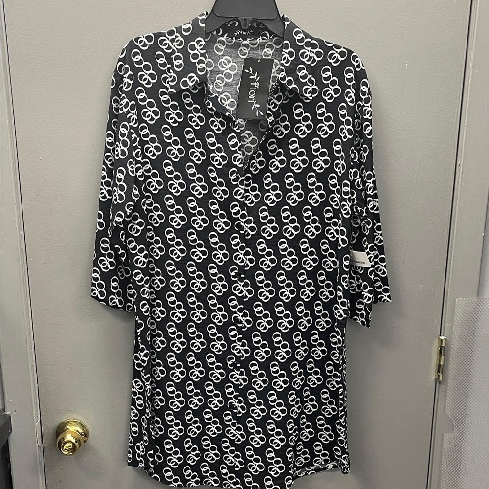 Apt. 9 Monochrome Chain Print Top—Make an OFFER!